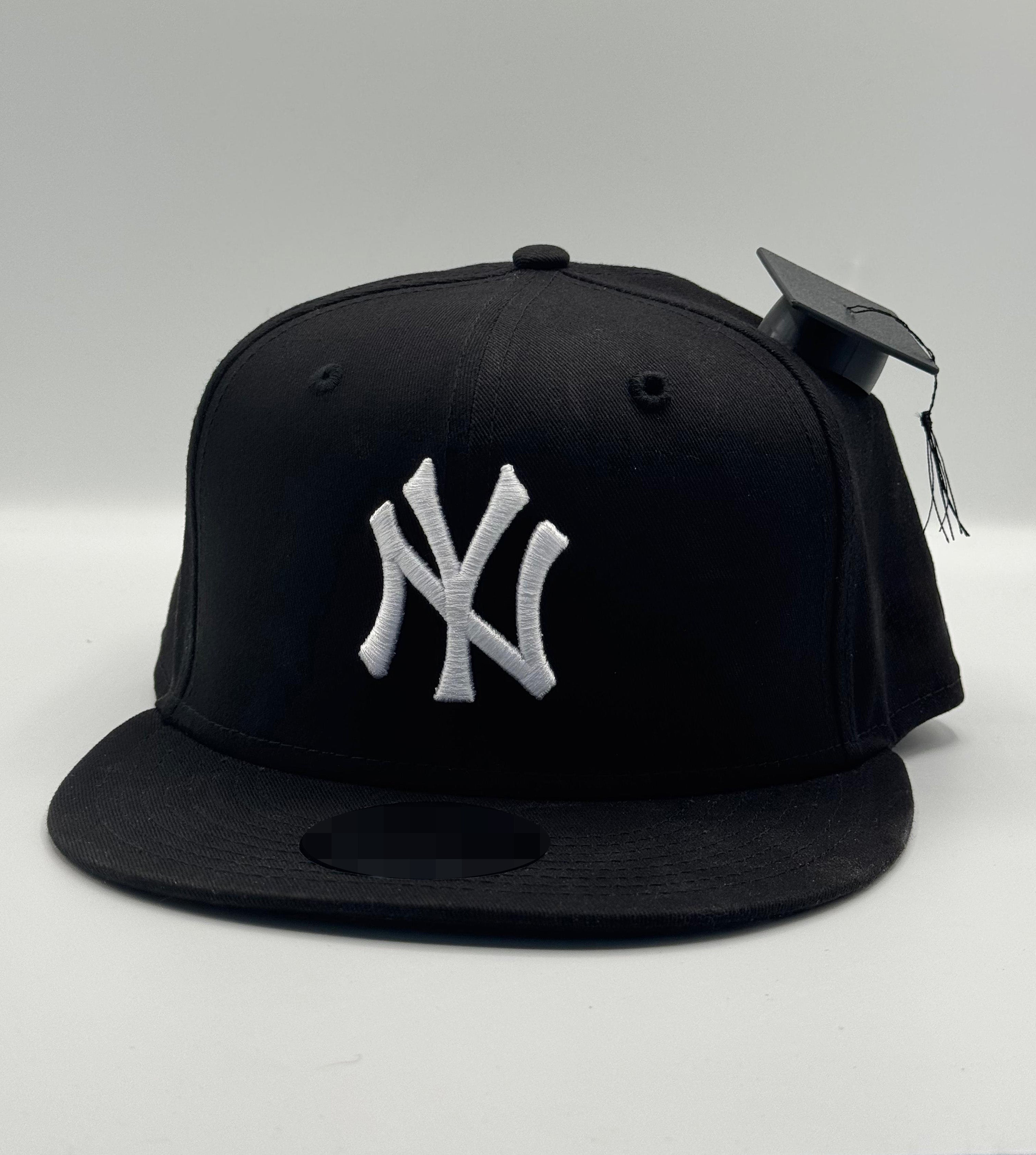 CAP PINS / Graduation Cap