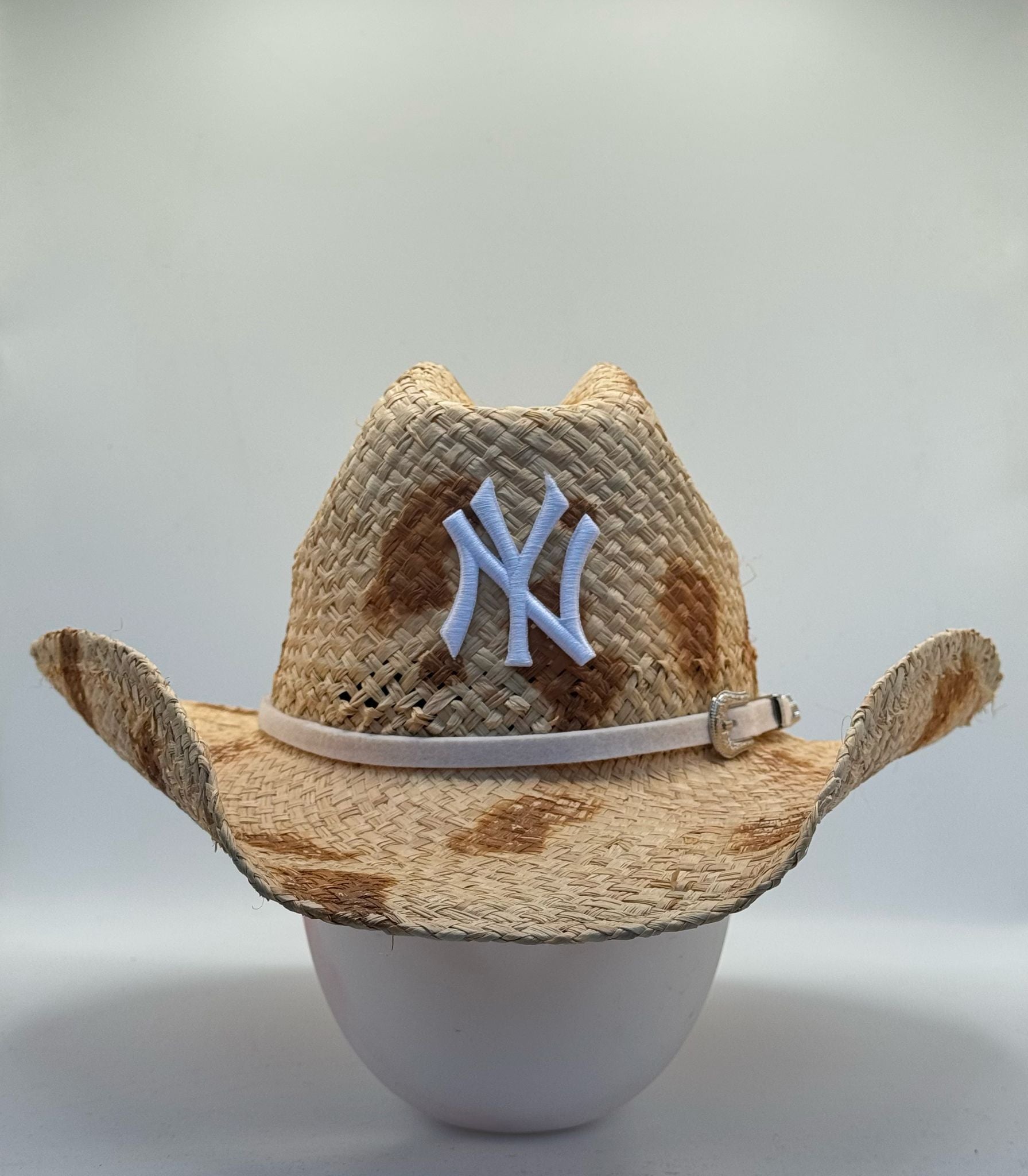 Cowboy Hat / COW-STRAW/ NY