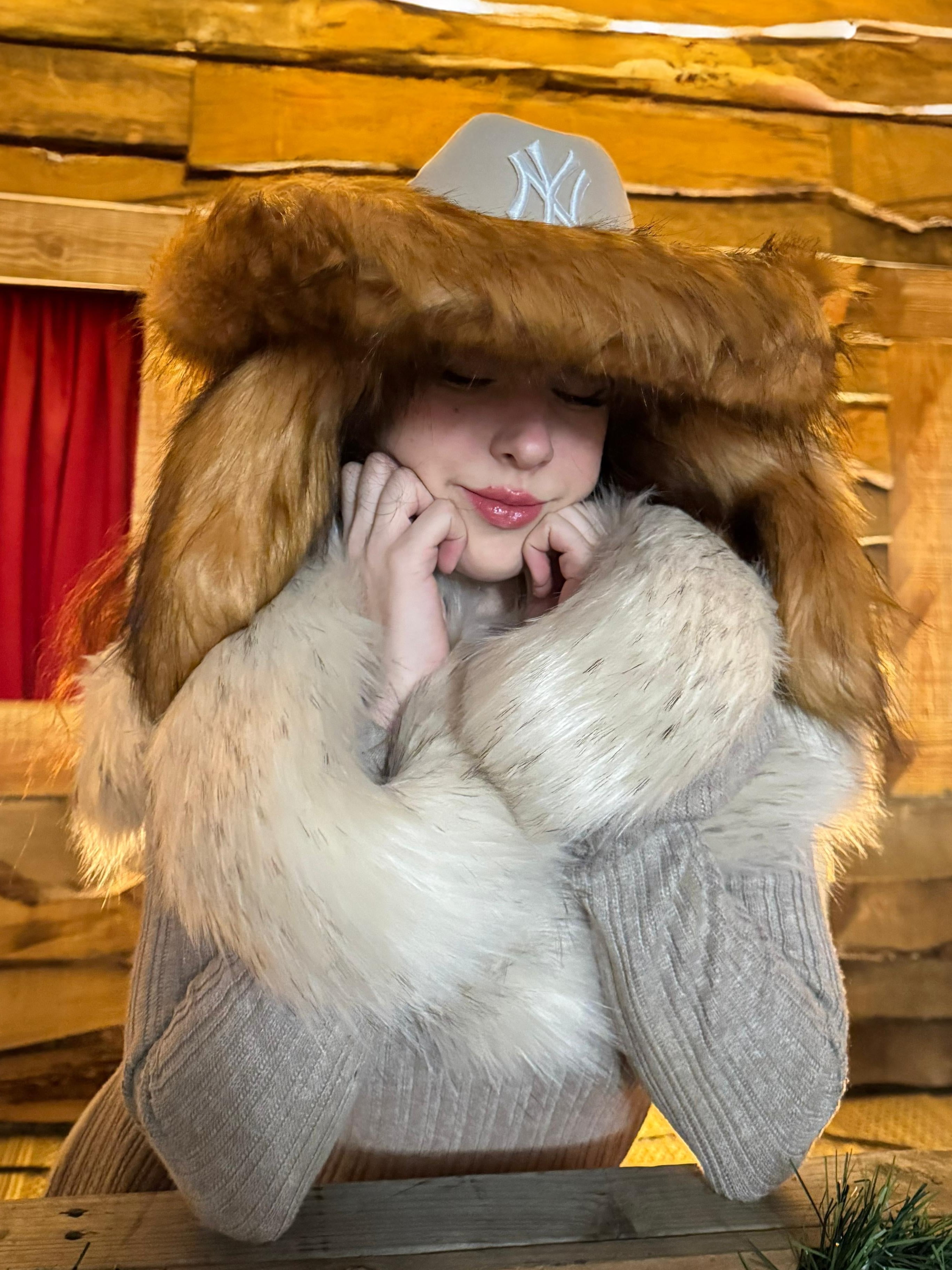Cowboy Hat / NY Fox Fur Creme