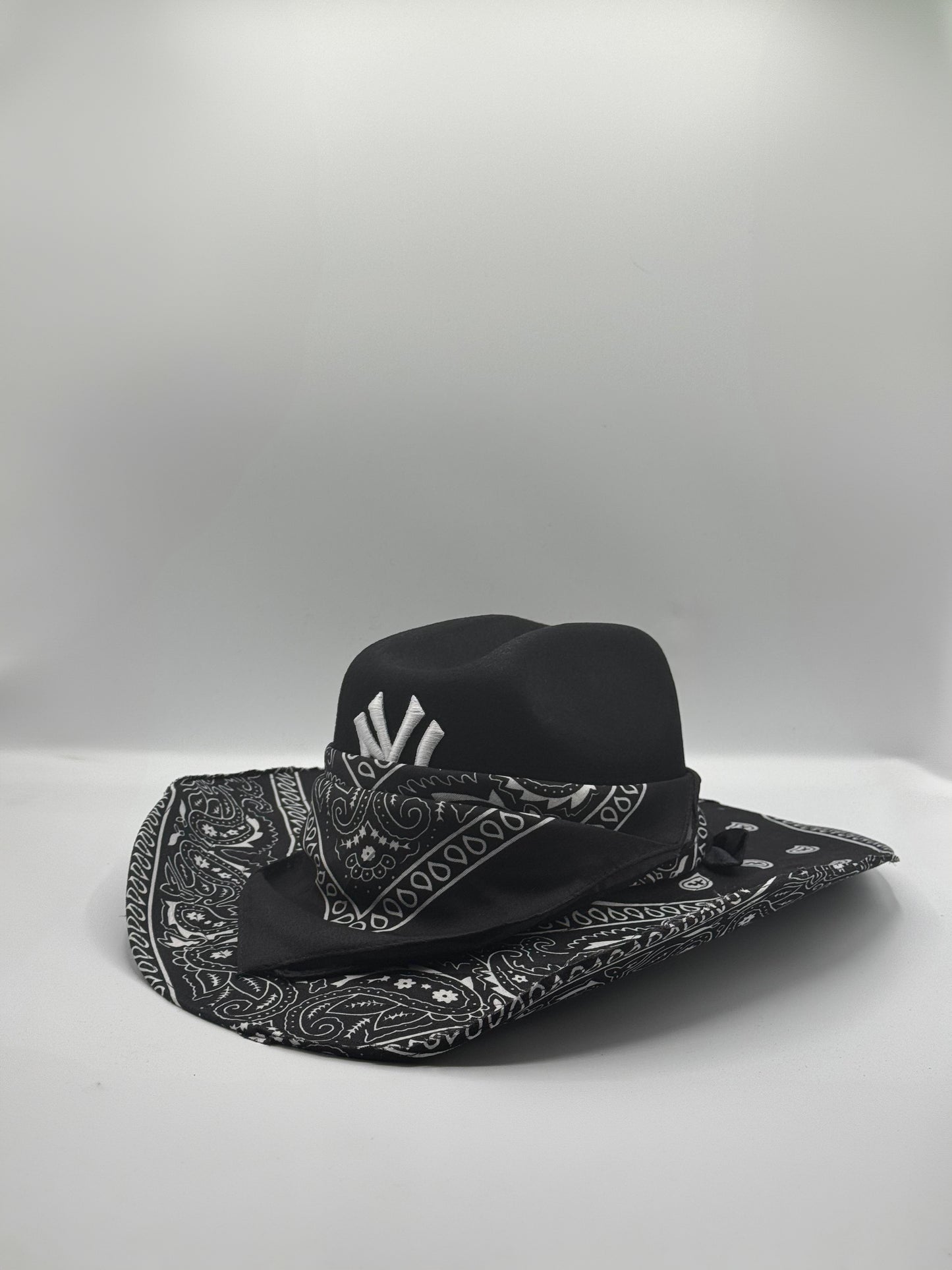 Custom Cowboy Hat / Black Base / BLACK Bandana
