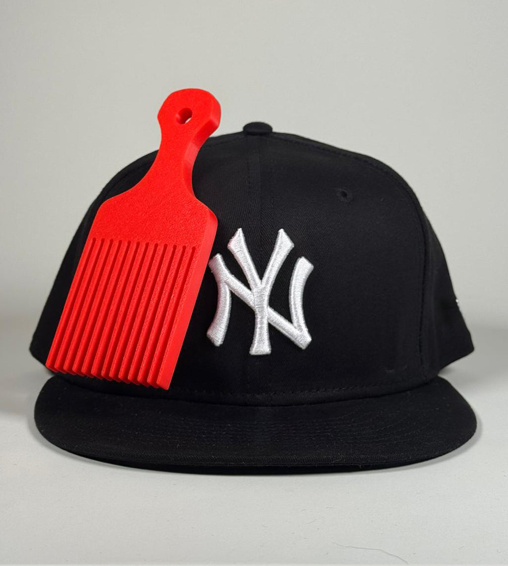 CAP PINS / AFRO PICK