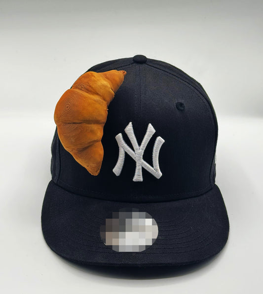 CAP PINS / Croissant
