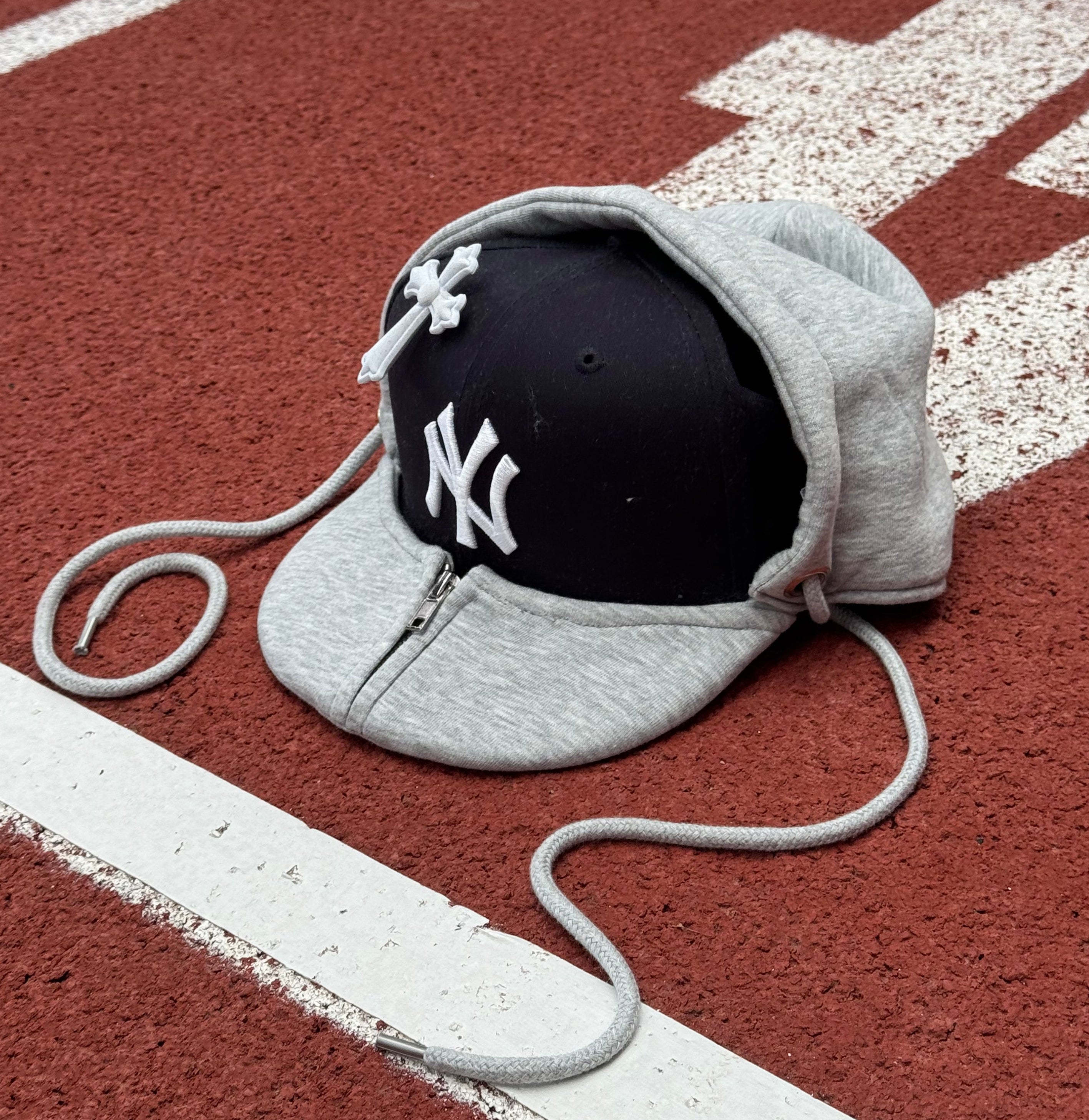 Custom CAP / NAVY / NEW YORK / HOODIE