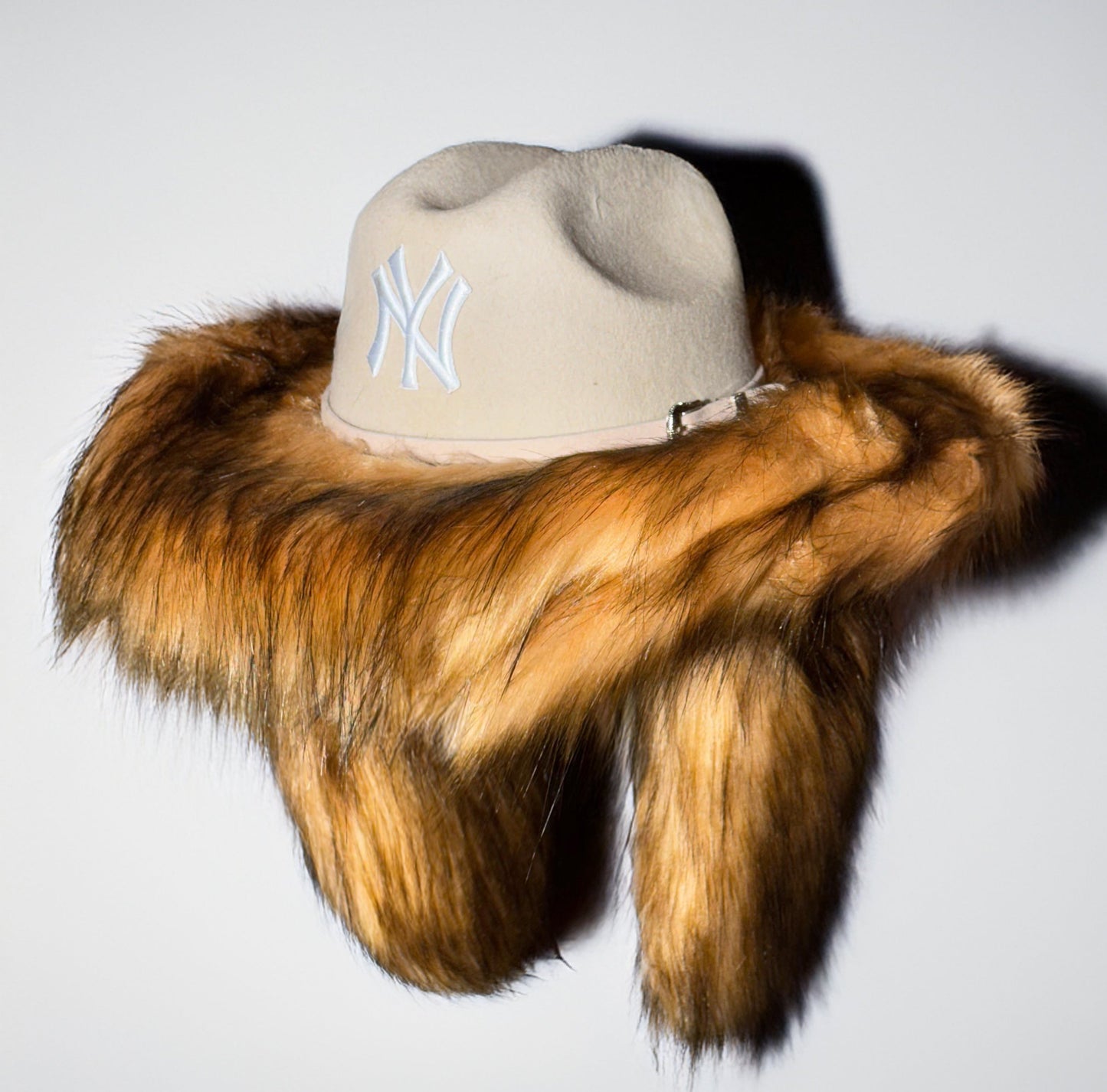 Cowboy Hat / NY Fox Fur Creme