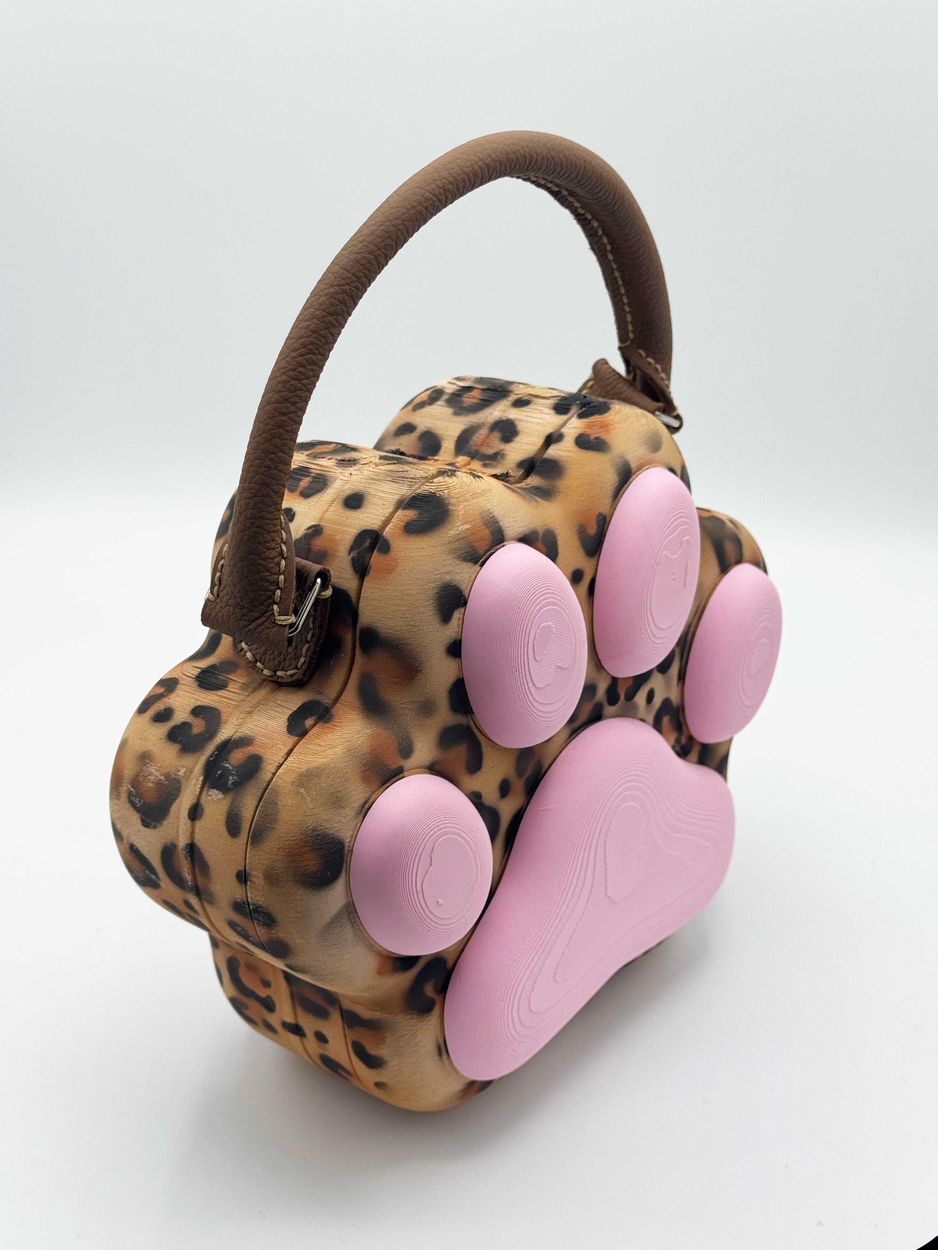 THE PAW BAG / Leo Pattern / Brown Handel