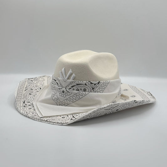 Custom Cowboy Hat / White   / Bandana